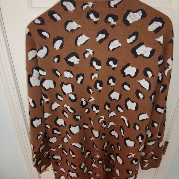 NWT Plus Size Grecerelle Open Front Leopard Print Cardigan Sweater - Size 2XL - Picture 15 of 15